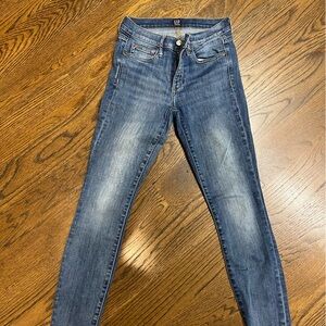 Gap true skinny